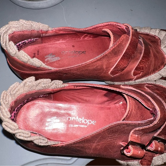Antelope Women's Red Leather Shoes - Picture 9 of 12